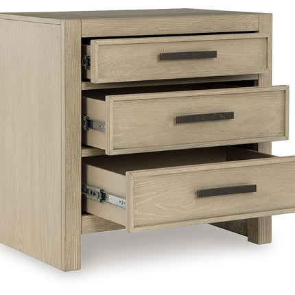 Calmoro - Three Drawer Night Stand - Gray