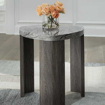 Surmour - Triangle End Table - Gray / Brown