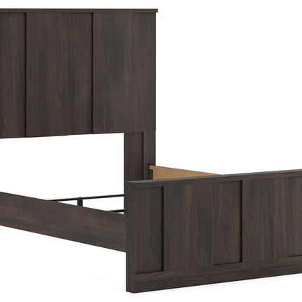 Shaehartin - Panel Bed
