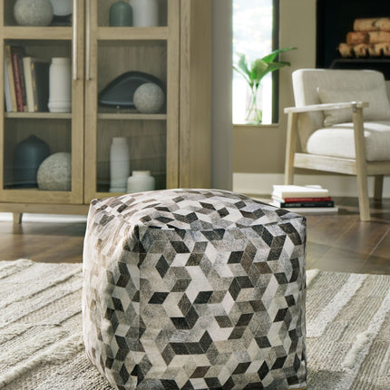 Albermarle - Pouf - Gray / Brown