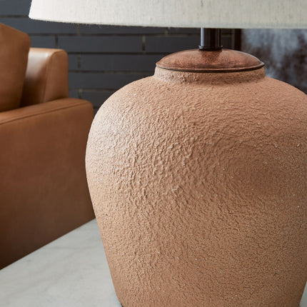 Scantor - Metal Table Lamp - Rust