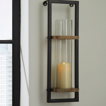 Colburn - Wall Sconce - Natural / Black