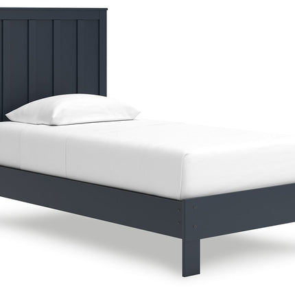 Simmenfort - Platform Bed With Panel Headboard