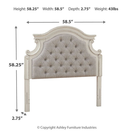 Realyn - Full UPH Panel Headboard - Chipped White
