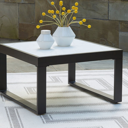Beachloft - Square Cocktail Table - Black / Gray