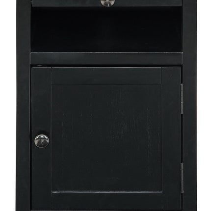 Treytown - Chair Side End Table