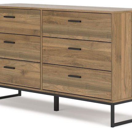 Deanlow - Six Drawer Dresser - Honey