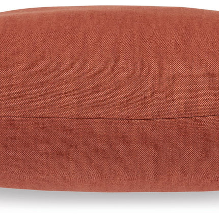Thaneville - Pillow