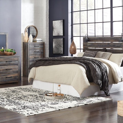 Drystan - Bedroom Set
