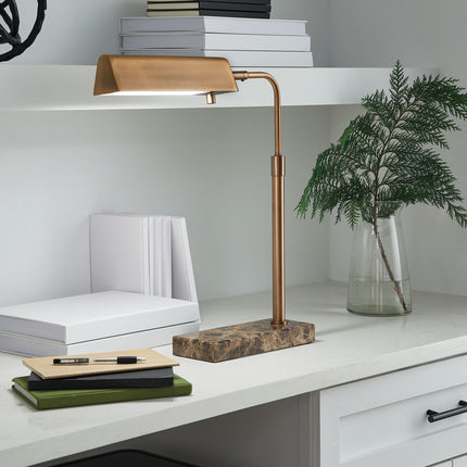 Yafe - Metal Lamp