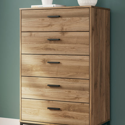 Deanlow - Five Drawer Chest - Honey