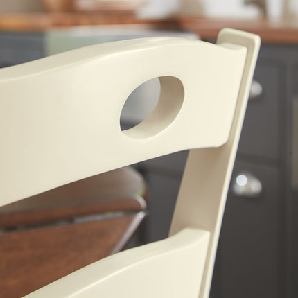 Woodanville - Round Dining Table Set