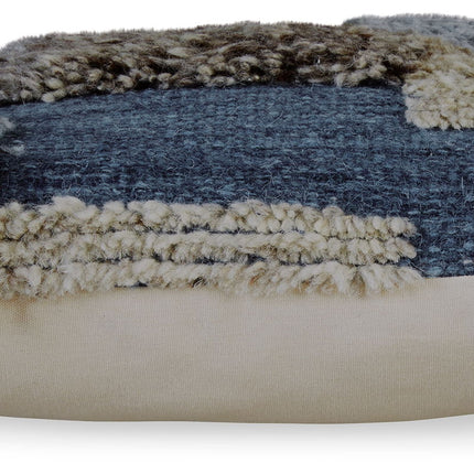 Gibbend - Pillow