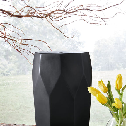 Rhysworth - Stool - Black