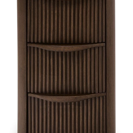 Camdill - Chair Side End Table