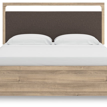 Kinlanni - Upholstered Panel Bed