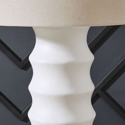 Veraleigh - Poly Lamp