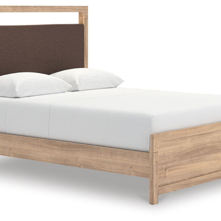 Kinlanni - Upholstered Platform Bed