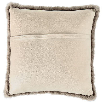 Gariland - Faux Fur Pillow