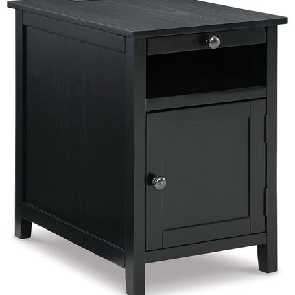 Treytown - Chair Side End Table