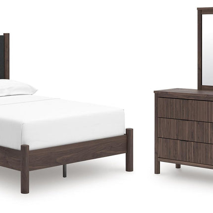 Pamytta - Upholstered Platform Bedroom Set