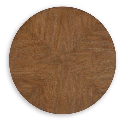 Chadworth - Round Table