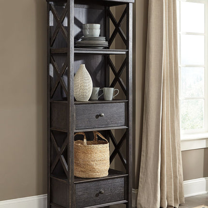 Tyler Creek - Display Cabinet