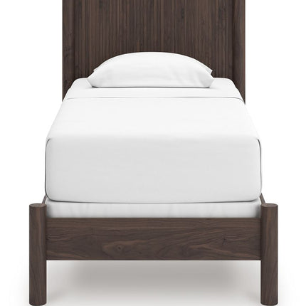Pamytta - Panel Bedroom Set