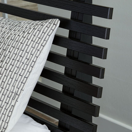 Danziar - Slat Headboard