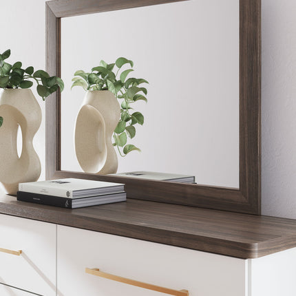 Kendanport - Bedroom Mirror - Brown