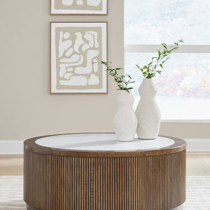 Hadonna - Round Table