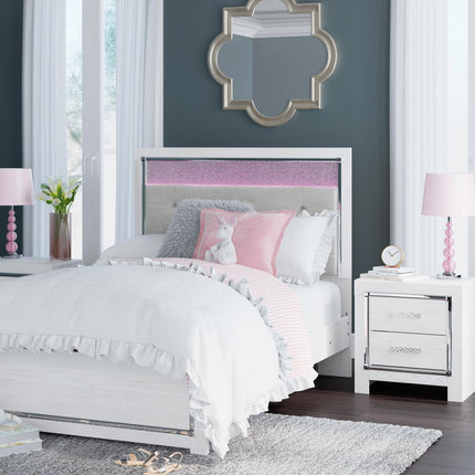 Altyra - Panel Bed