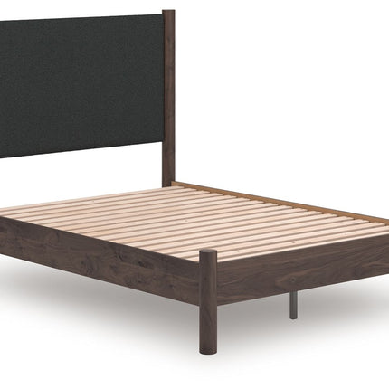 Pamytta - Upholstered Panel Platform Bed