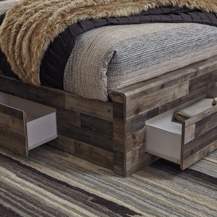 Derekson - Panel Bed