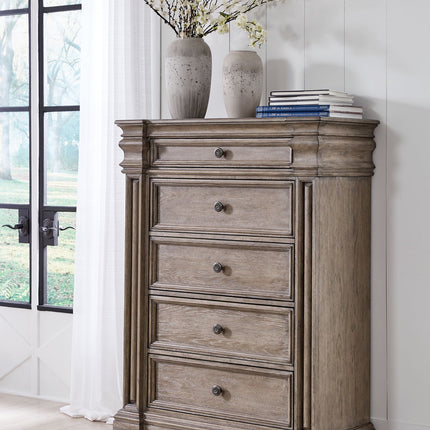 Blairhurst - Five Drawer Chest - Light Grayish Brown