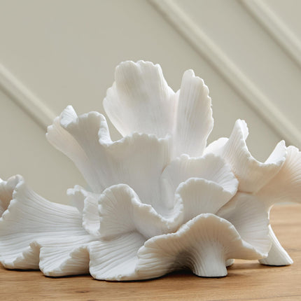 Waynemont - Sculpture - White