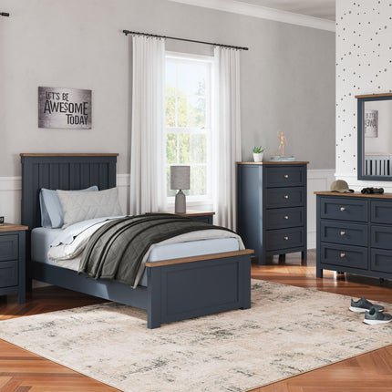 Landocken - Panel Bedroom Set