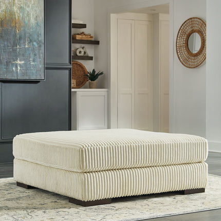 Lindyn - Oversized Accent Ottoman