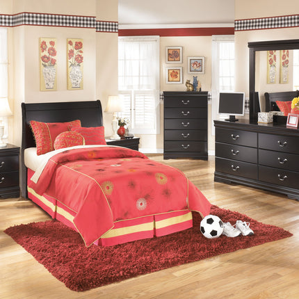 Huey Vineyard - Five Drawer Chest - Black
