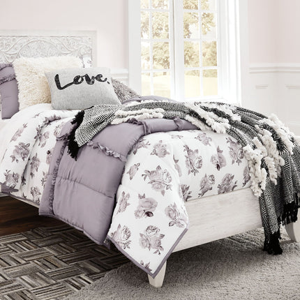 Paxberry - Panel Bed