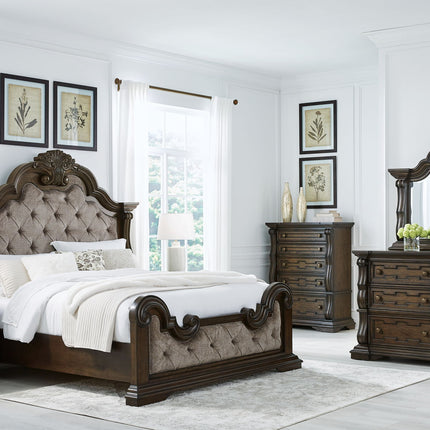 Maylee - Upholstered Bedroom Set