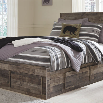 Derekson - Panel Bed