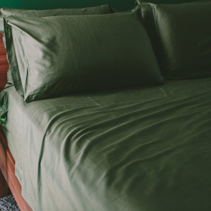 Sateen Organic Cotton Sheet Set + Pillowcases Nest Bedding® 