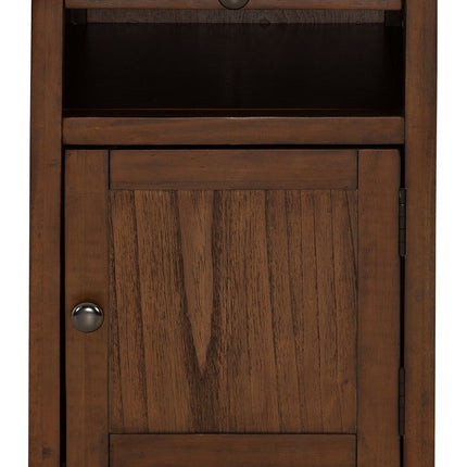 Treytown - Chair Side End Table