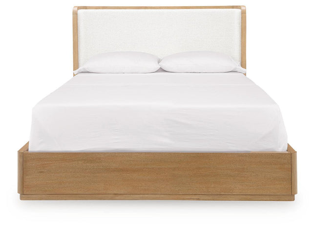 Pamaria - Upholstered Bed