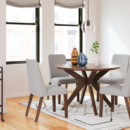 Lyncott - Dining Room Table Set