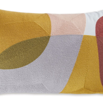 Varness - Pillow