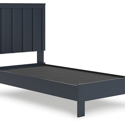 Simmenfort - Platform Bed With Panel Headboard