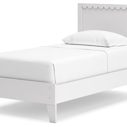 Hallityn - Panel Platform Bed