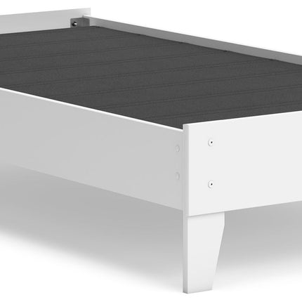 Hallityn - Platform Bed